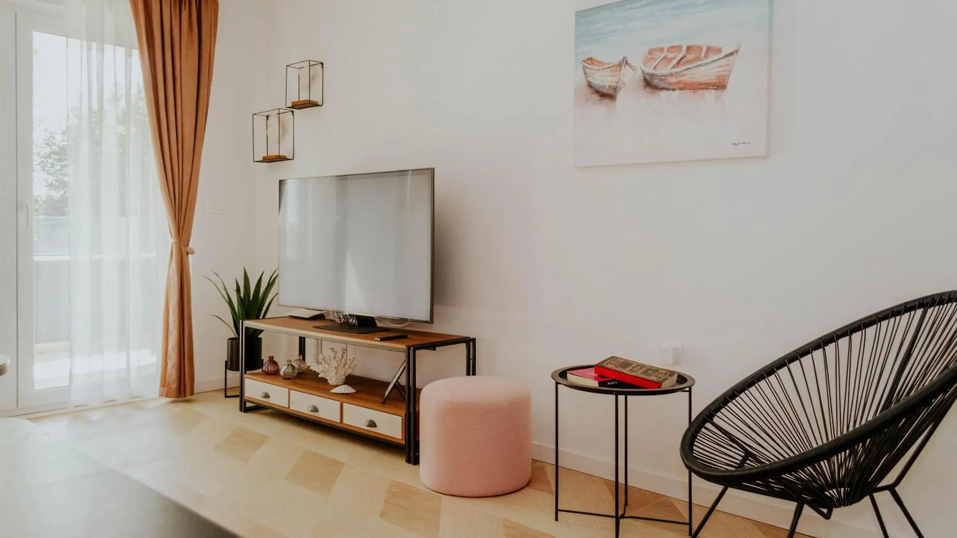 La Dolce Vita Apartment Trogir 0*,
